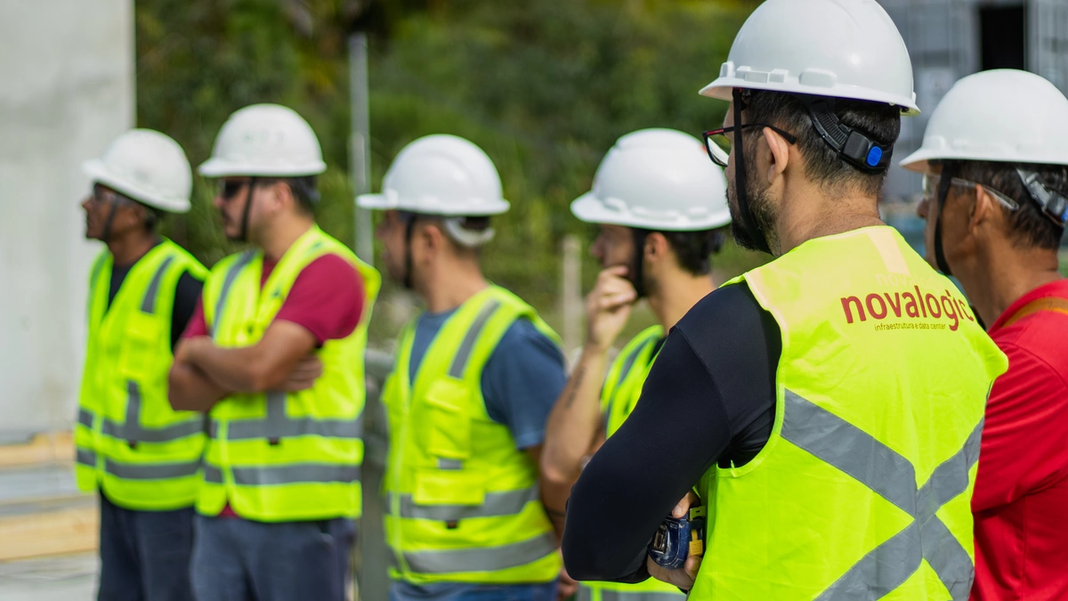 Equipe Novalogic em obra
